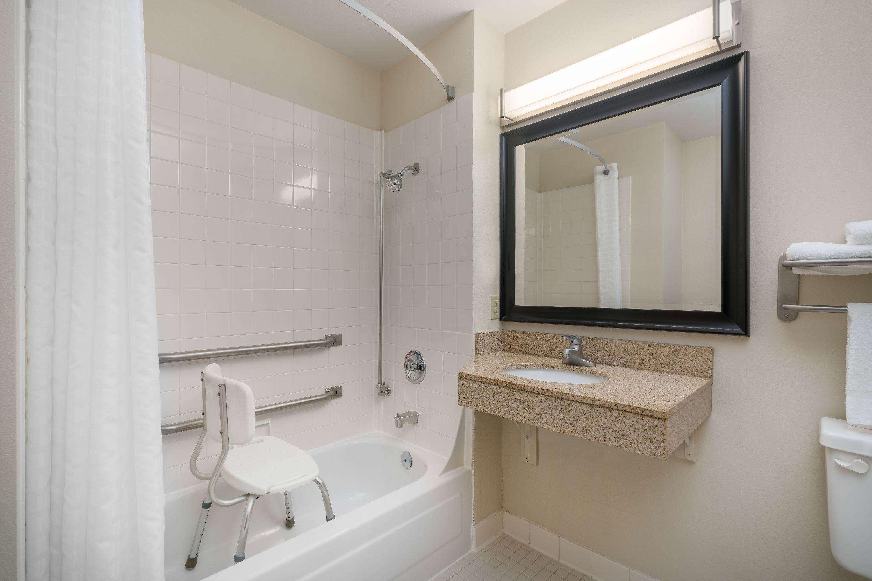 Americinn By Wyndham Johnston Des Moines Urbandale Zewnętrze zdjęcie
