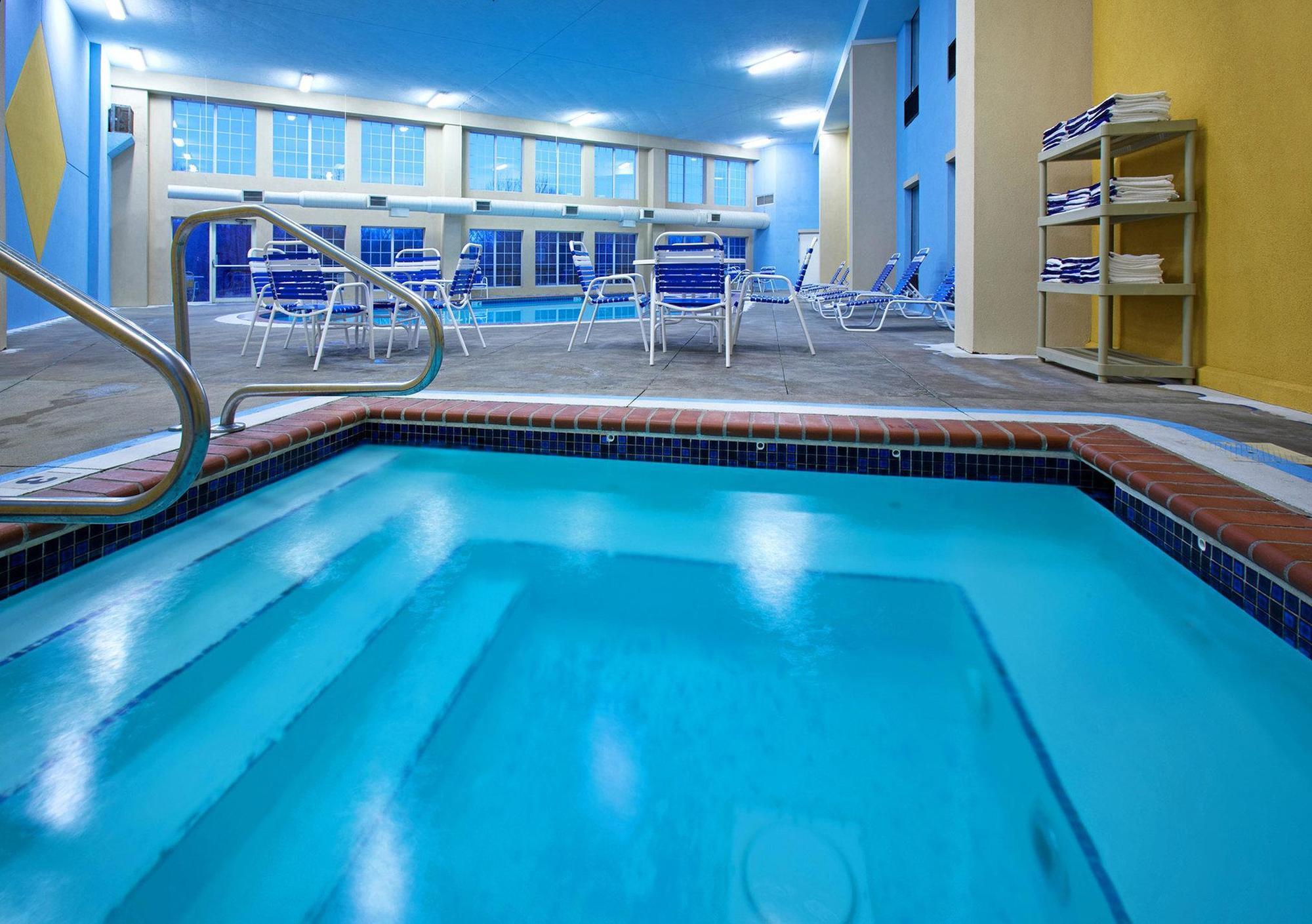 Americinn By Wyndham Johnston Des Moines Urbandale Zewnętrze zdjęcie